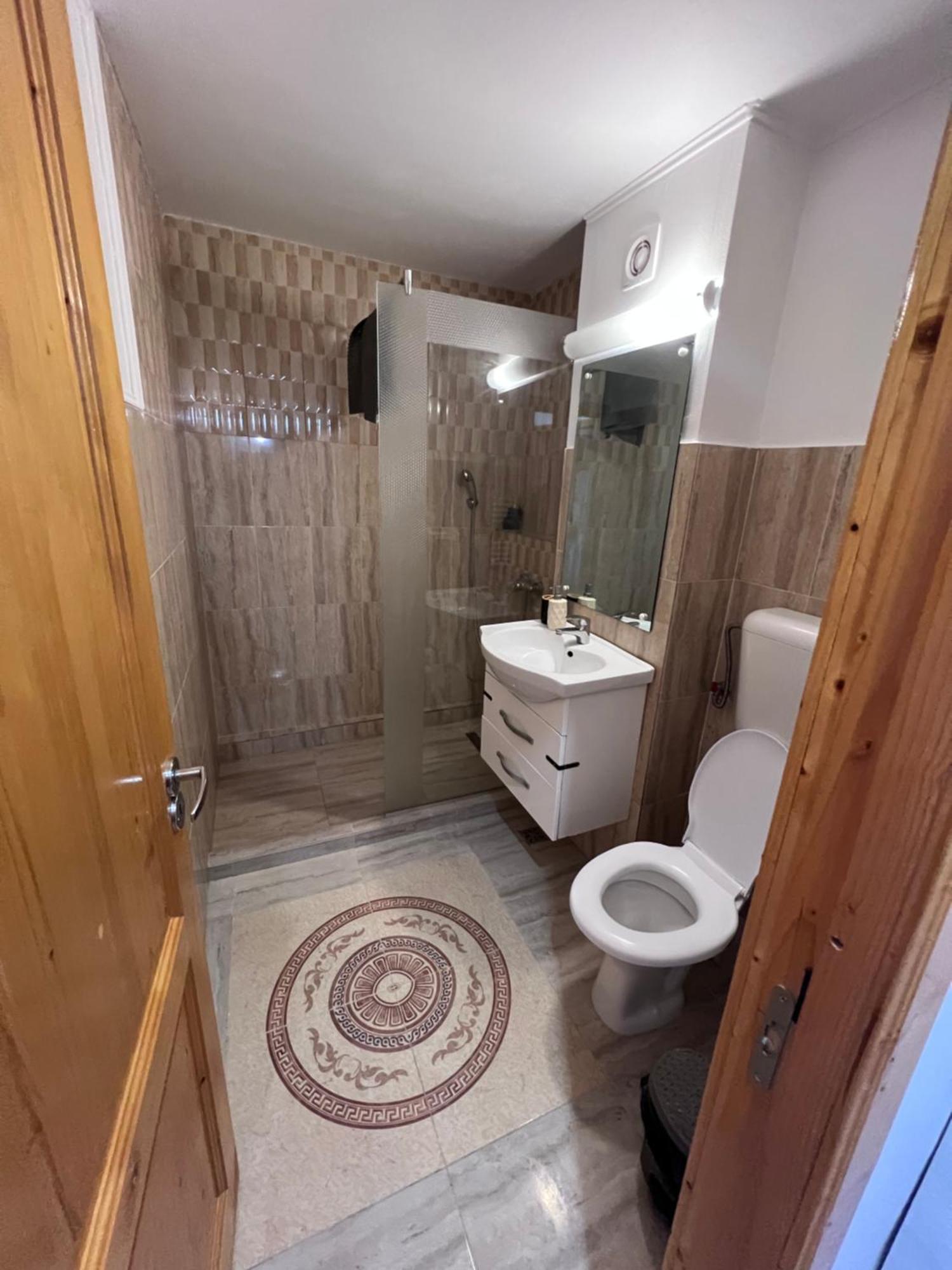 3 Rooms Aparthotel บราชอฟ ภายนอก รูปภาพ
